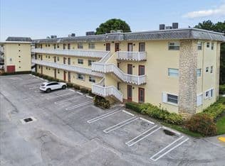 2-bedroom Condo — 4321 NW 16TH Street #C202, Fort Lauderdale, 33313