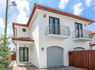 3-bedroom Single-Family Home — 3018 SW 17th St, Miami, 33145