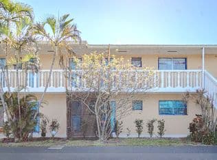 2+1 Condo — 2222 NE 1st Way #202, Boynton Beach, 33435