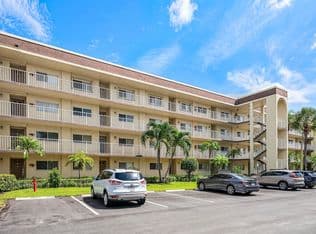 2+1 Condo — 4735 LUCERNE LAKES Boulevard E #402, Lake Worth, 33467