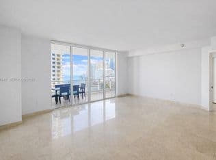 2+1 Condo — 901 Brickell Key Blvd APT 1603, Miami, 33131