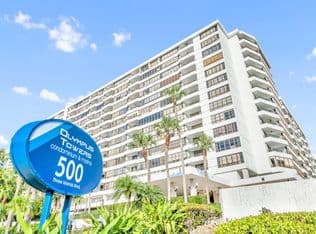 2+1 Condo — 500 Three Islands Boulevard #109, Hallandale, 33009