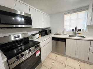2+1 Condo — 8500 SW 109th Ave #6220, Miami, 33173