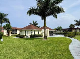 2-bedroom Condo — 22805 SW 66th Ave APT 208, Boca Raton, 33428