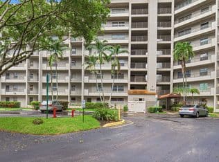 2-bedroom Condo — 3940 Inverrary Boulevard #603-a, Lauderhill, 33319
