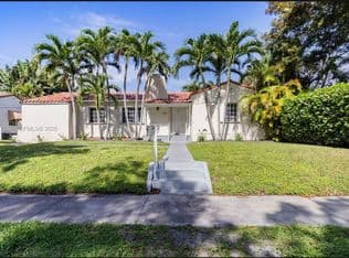 6-bedroom Single-Family Home — 437 NE 107th St, Miami, 33161
