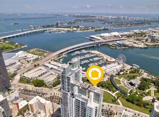 2+1 Condo — 253 NE 2nd St APT 2003, Miami, 33132