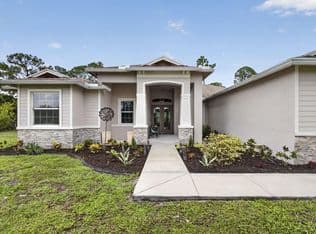 4-bedroom Single-Family Home — 17145 Hamlin Boulevard, Loxahatchee, 33470