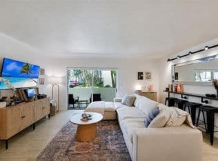 2-bedroom Condo — 8950 SW 69th Ct APT 109, Pinecrest, 33156