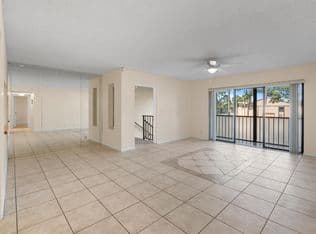 2+1 Condo — 706 Sunny Pine Way #E2, Greenacres, 33415