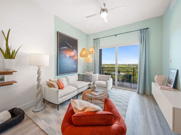 Artem, Midtown