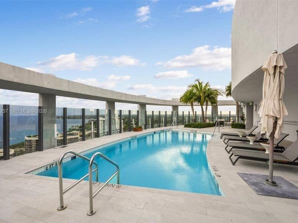 3-bedroom Apartment — 2831 S Bayshore Dr Unit 1701, Miami, FL 33133