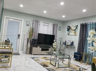 2+1 Condo — 1747 Rodman St APT 110, Hollywood, 33020