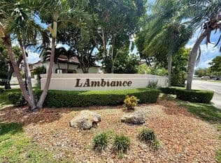 3-bedroom Townhouse — 13561 SW 62nd St #174-35, Miami, 33183