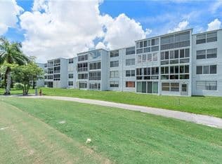 2-bedroom Condo — 7684 NW 18th Street #101, Margate, 33063
