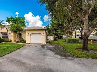 3+1 Müstakil ev — 9852 NW 9th Ct, Plantation, 33324