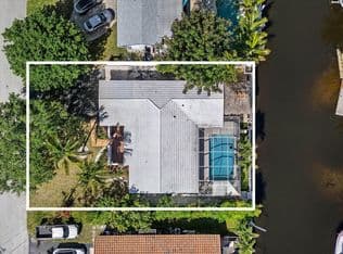 3-bedroom Single-Family Home — 421 SW 18th Street, Pompano Beach, 33060