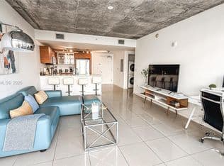 1+1 Condo — 3250 NE 1st Ave APT 1110, Miami, 33137