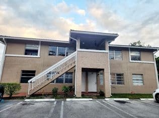 2+1 Condo — 10234 Twin Lakes Drive #16-d, Coral Springs, 33071