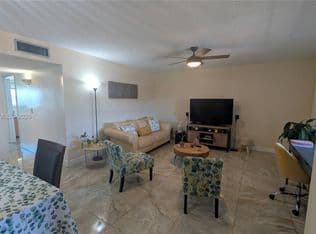 2-bedroom Condo — 5300 Washington St APT T324, Hollywood, 33021