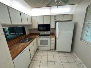 1+1 Condo — 3578 N University Dr #I-5, Coral Springs, 33065