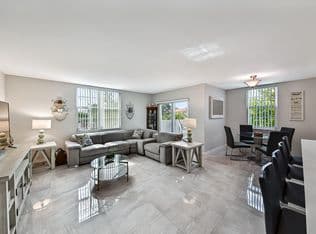 2-bedroom Condo — 6000 NE 22nd Way #3a, Fort Lauderdale, 33308