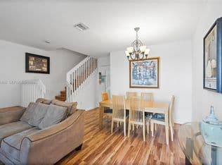 3-bedroom Townhouse — 8430 SW 150th Ave #2, Miami, 33193