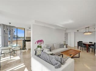 3+1 Condo — 1000 Island Blvd #1403, Aventura, 33160