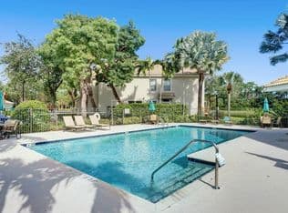 3+1 Townhouse — 1102 Woodfield Road, Greenacres, 33415