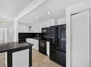 2+1 Condo — 4544 NW 79th Ave APT 1H, Doral, 33166