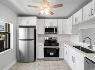 2-bedroom Single-Family Home — 5162 Tennis Lane, Delray Beach, 33484