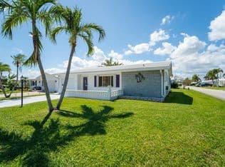 2-bedroom Single-Family Home — 1601 SW 18th Street SW, Boynton Beach, 33426