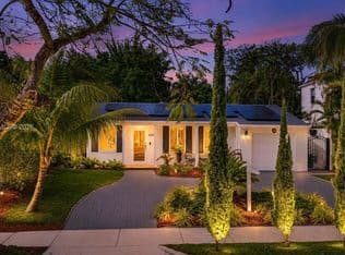 2+1 Müstakil ev — 634 NE 72nd Ter, Miami, 33138