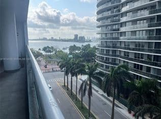 2+1 Condo — 1800 N Bayshore Dr APT 614, Miami, 33132