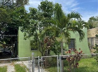 2-bedroom Single-Family Home — 1120 NW 31st St, Miami, 33127
