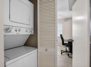 2-bedroom Condo — 2003 Granada Drive #L4, Pompano Beach, 33066