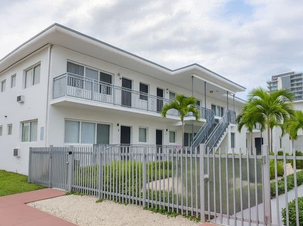 1-bedroom Apartment — 6877 Abbott Ave Miami Beach, FL 33141, 6877 Abbott Ave Unit 9, Miami Beach, FL 33141